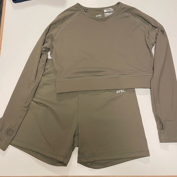 AYBL XL Olive Green Workout Set - Picture 1 of 10